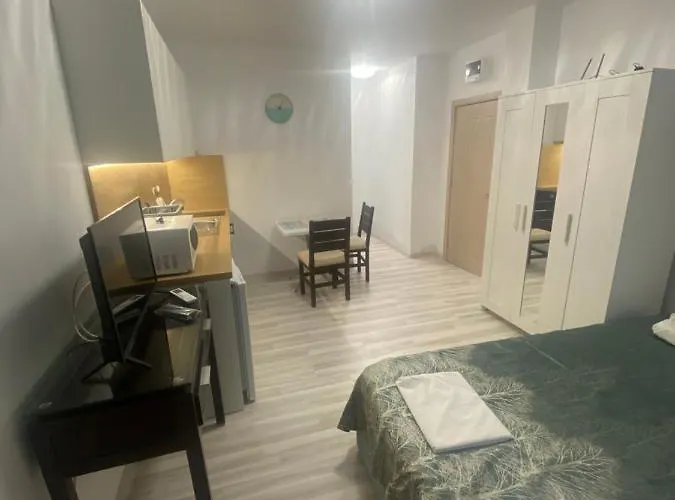 Appartamento Къща За Гости Несебър