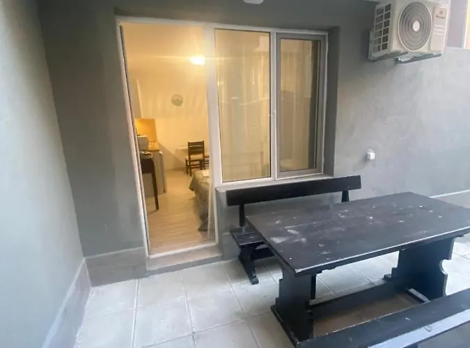 Appartamento Къща За Гости Несебър